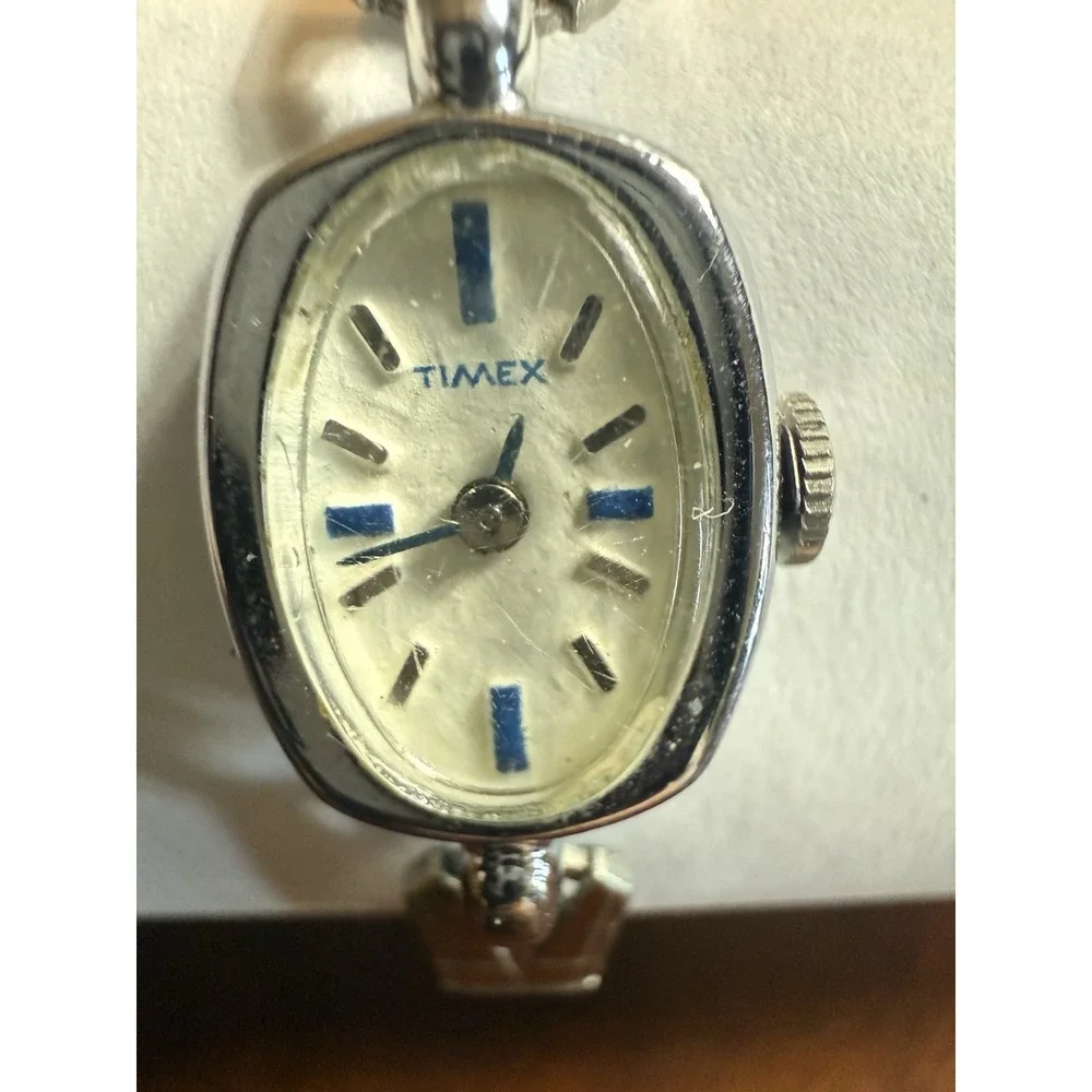 Vtg Timex Ladies Watch USA Stretch Band‎ Mod 60s Manual Wind